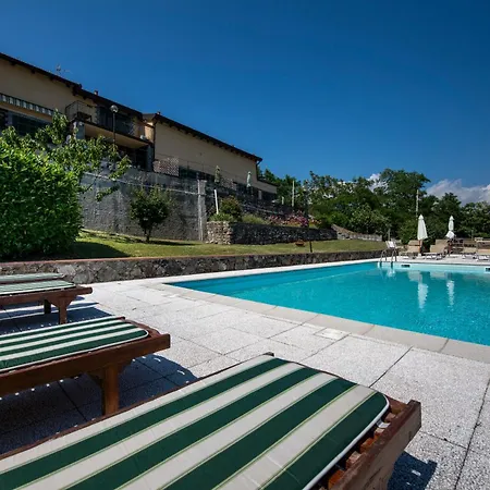Apartmán 210 - Larice - Terrazza, Giardino E Piscina *